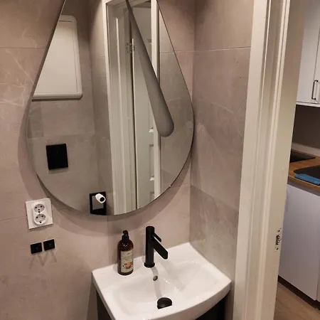 Easystay Nesttun -free Parking-buss Nearby - Apartament *