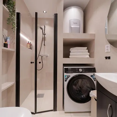 Easystay Nesttun -free Parking-buss Nearby - Apartment